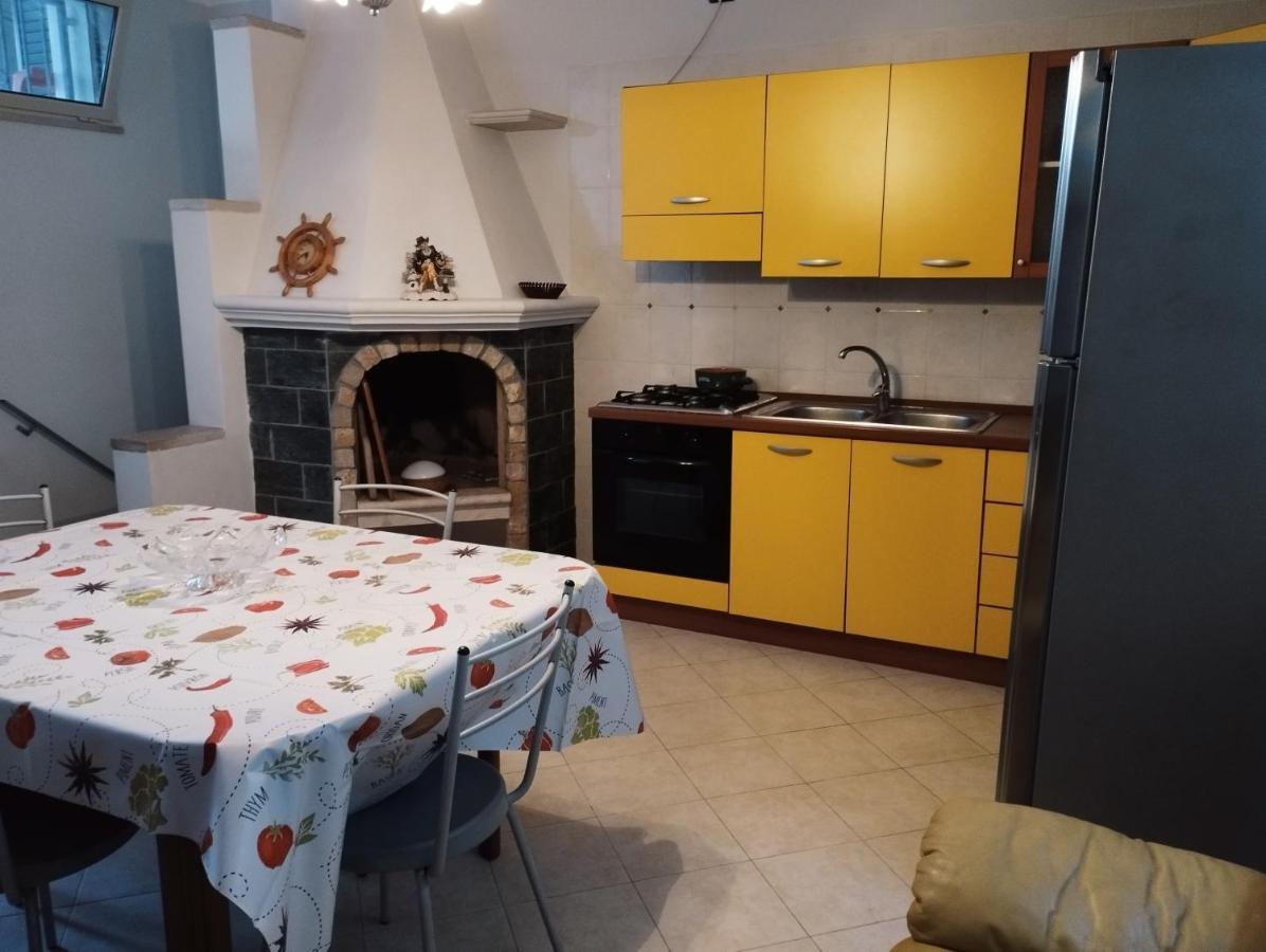 Clave, Affittacamere, Casa Vacanze Cozze Exterior foto