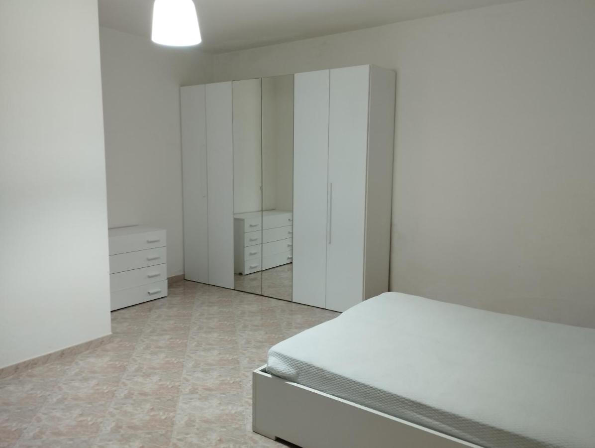 Clave, Affittacamere, Casa Vacanze Cozze Exterior foto