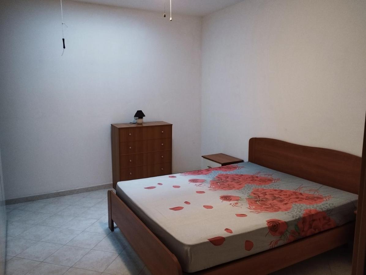 Clave, Affittacamere, Casa Vacanze Cozze Exterior foto